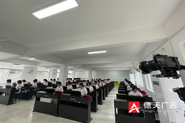 常德市德天廣告有限公司,品牌設(shè)計(jì),活動策劃,影視攝制,廣告設(shè)備租賃,媒體廣告推廣,